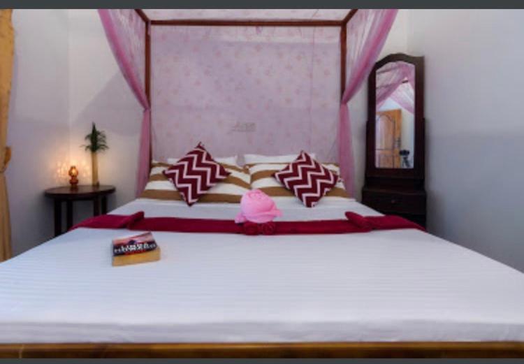 آروغام Sea Rock Beach Hotel المظهر الخارجي الصورة